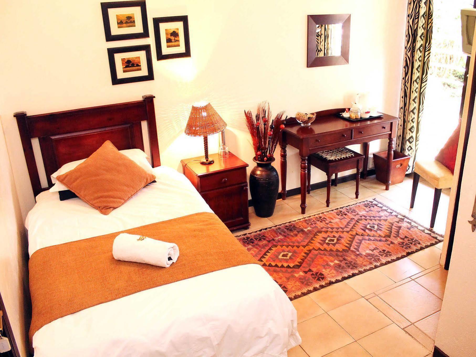 The Palms Guesthouse Mbombela Exterior photo
